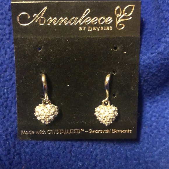 Annaleece by Devries Necklace & Earrings - Picture 3 of 8